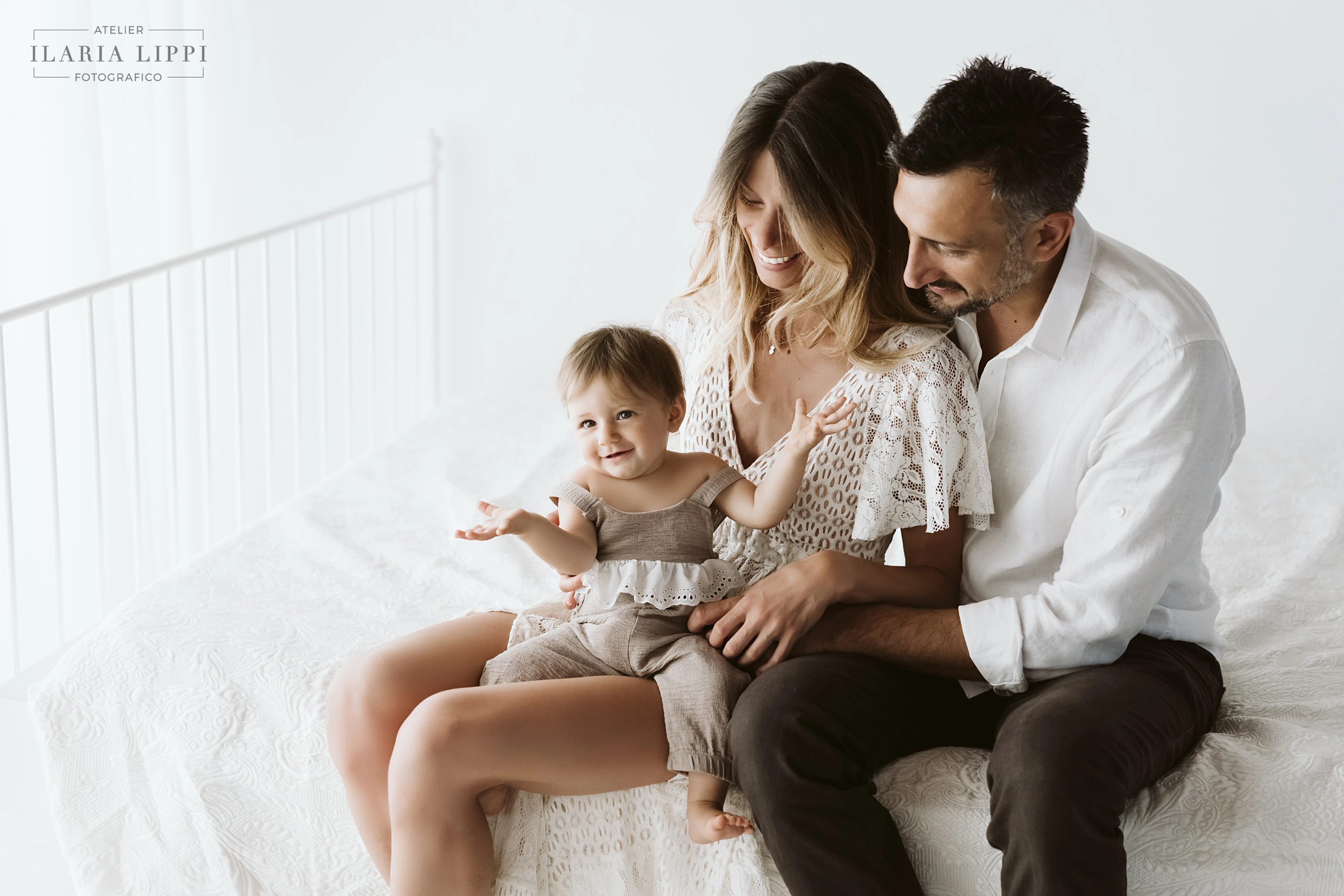 Sguardo complice fra genitore e bambino